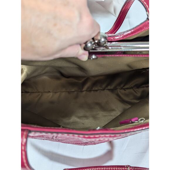 COACH Hot Pink Patent Leather Signature Carryall Kisslock Bag - Picture 11 of 14
